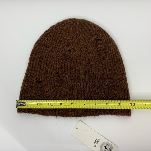 Urban Outfitters Jax Distressed Knit Beanie Slouchy Soft Wool Blend Brown Nwt - Picture 10 of 10